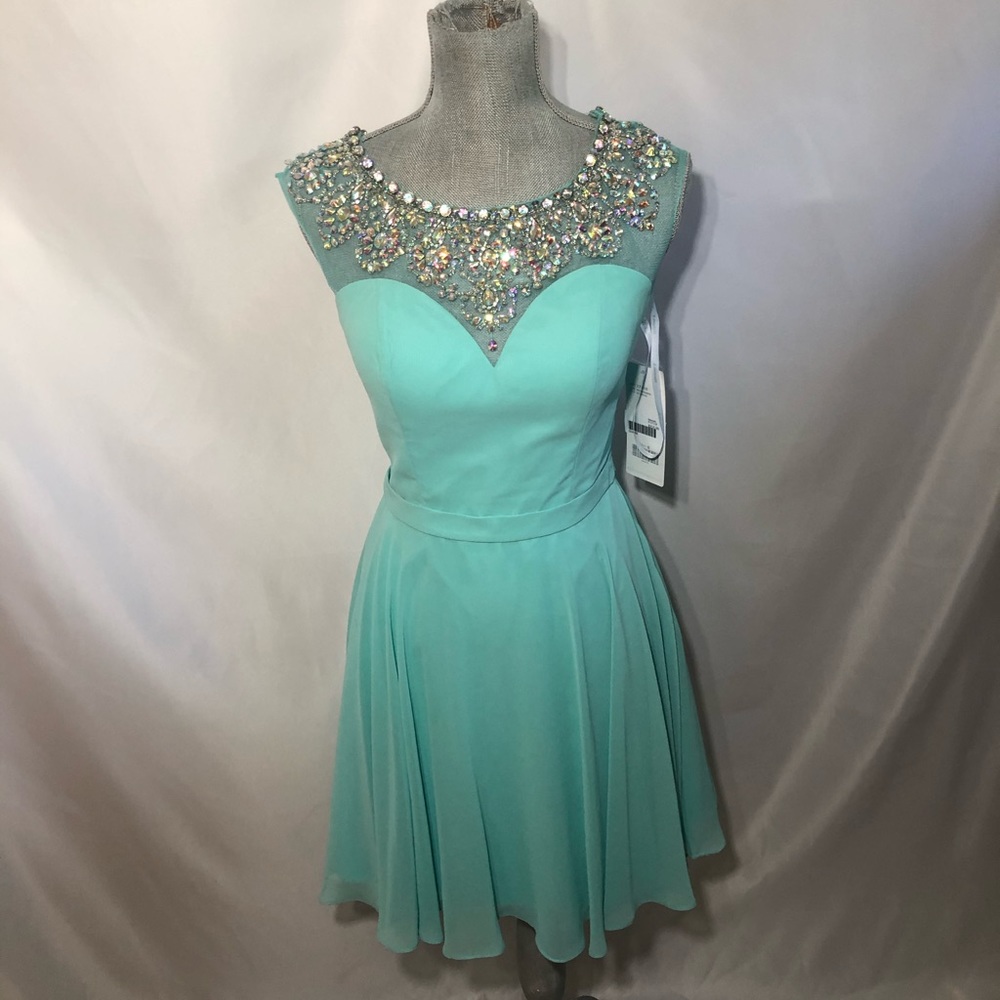 Hannah S 27118 sea foam green dress size 6